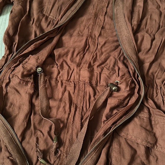 Brown Lightweight Jacket - Picture 7 of 9